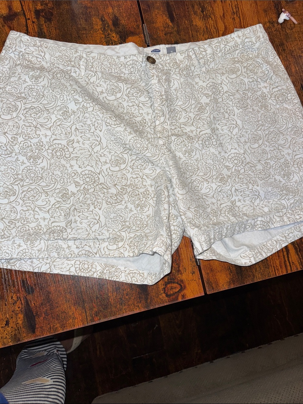 Old Navy Cream Floral Print Bermuda Shorts